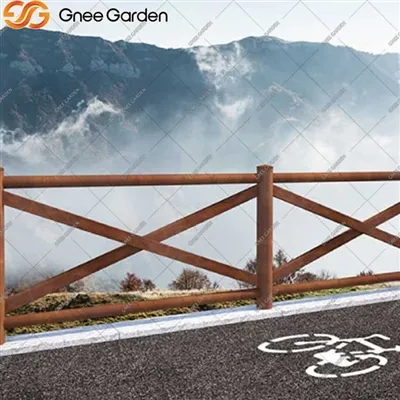 Moderni maisemointi Corten Steel -aidalla