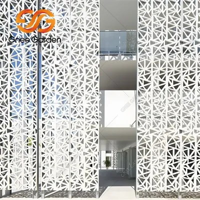 Metalliset seinäpaneelit